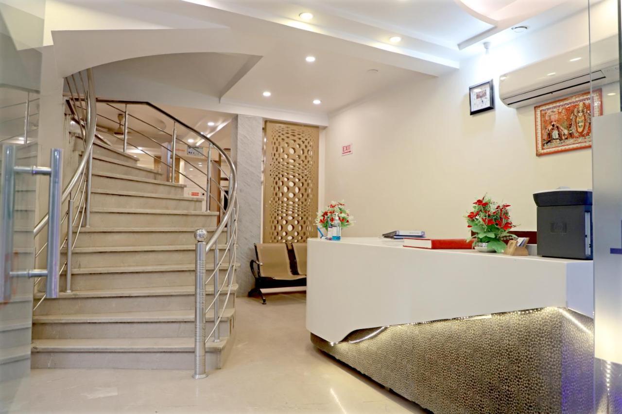 Hotel Klick International At "5 Min Walking " From New Delhi Railway Station Buitenkant foto