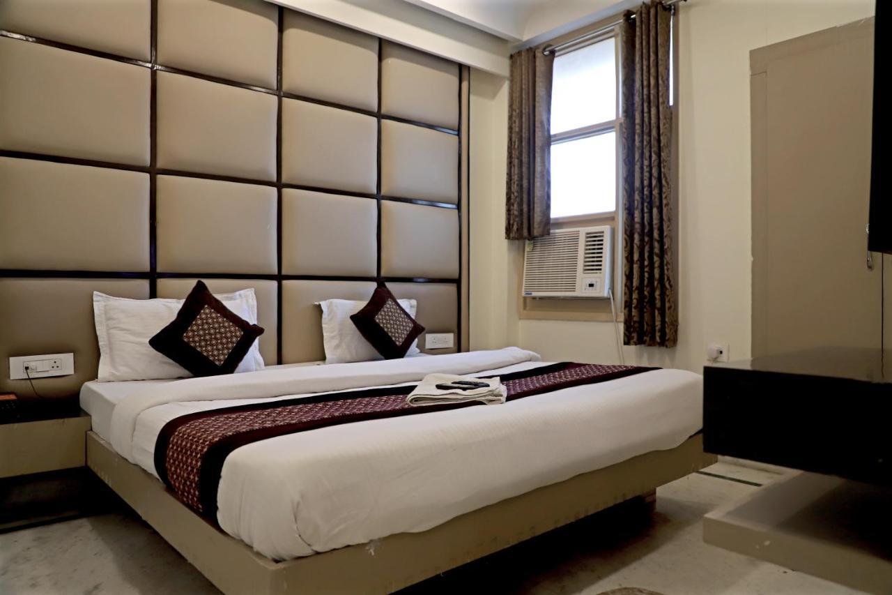 Hotel Klick International At "5 Min Walking " From New Delhi Railway Station Buitenkant foto